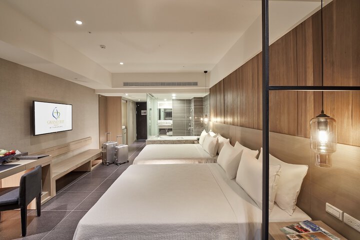 Room 36 of 120