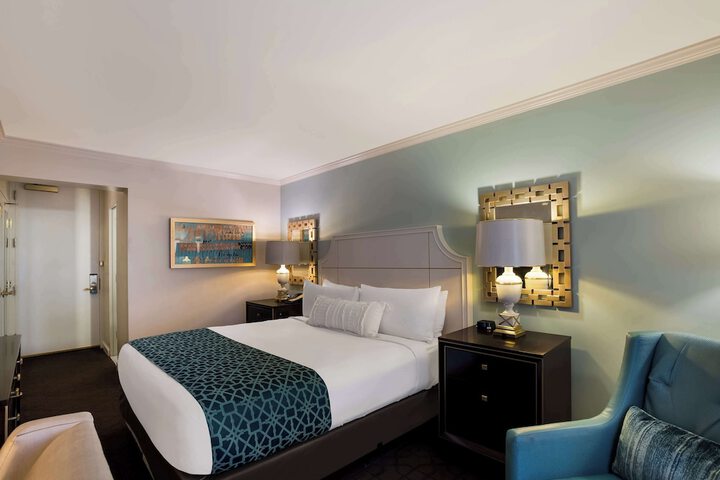 Room 25 of 101