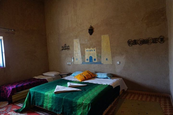 Room 2 of 16