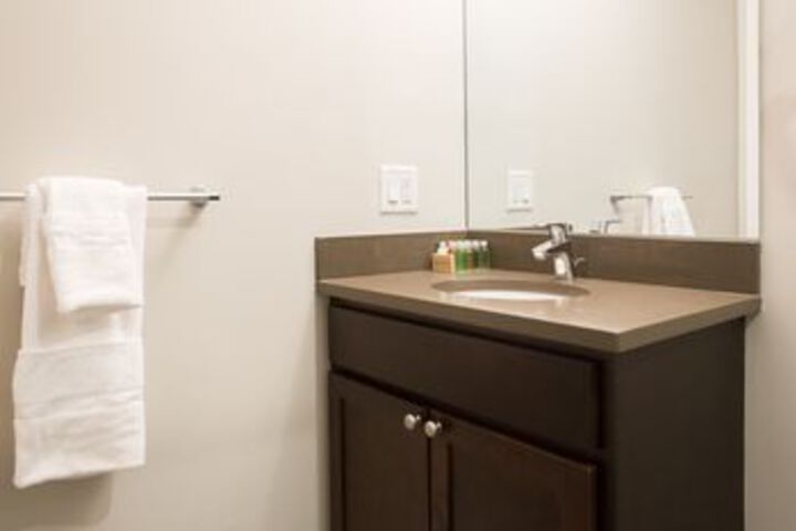 Room 5 of 22