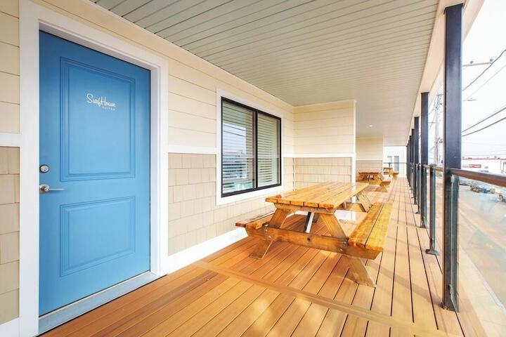 Terrace/Patio 17 of 28