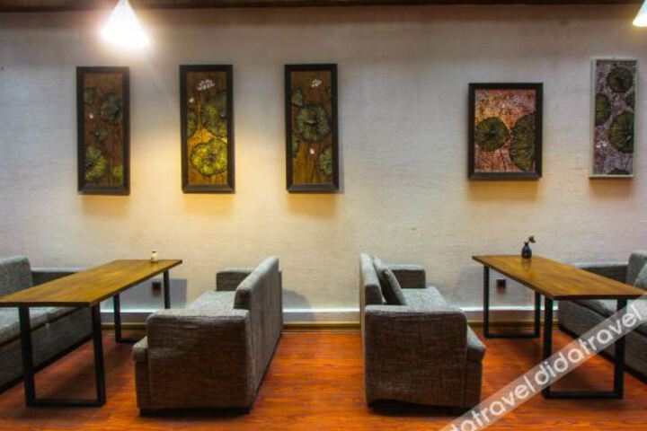 Hotel Interior 5 of 12
