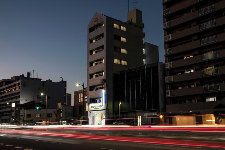 Hotel 75 of 77