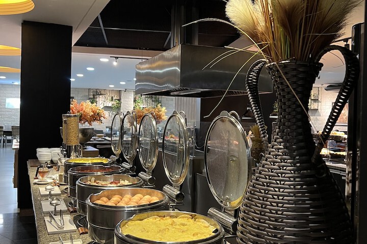 Dining 110 of 126