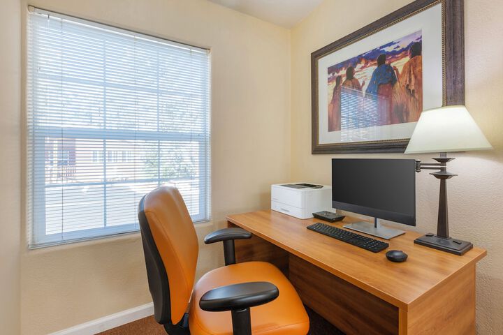 Business Center 20 of 24
