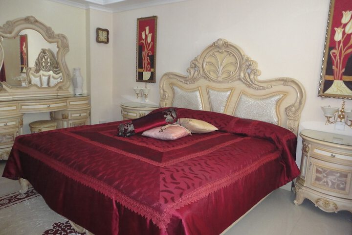 Room 6 of 54