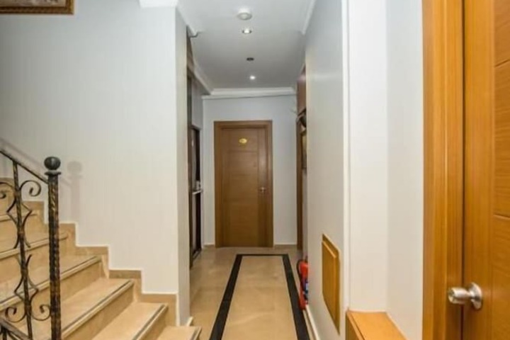 Ballroom/Hall 48 of 55