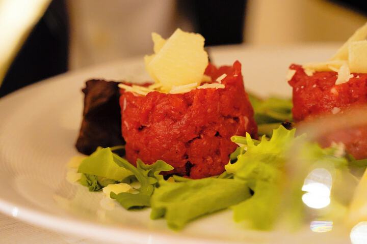 Dining 78 of 94