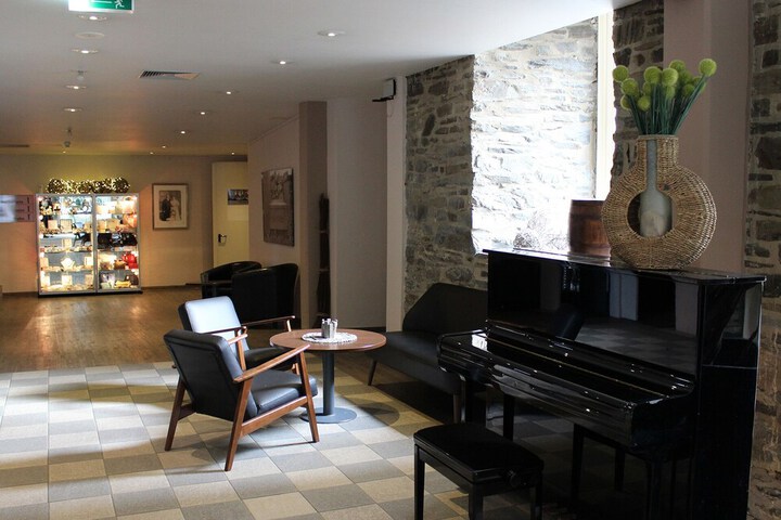 Lobby Photos
