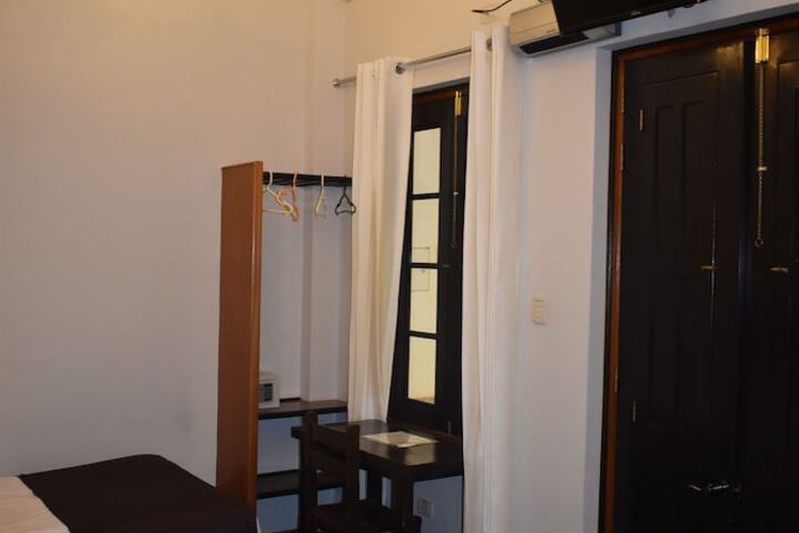 Room 27 of 58