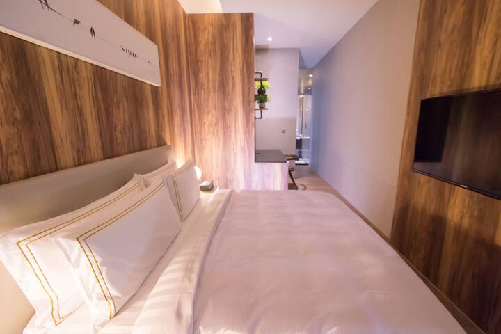Room 12 of 71