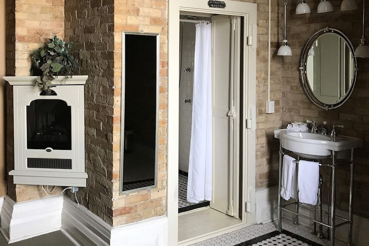 Hotel Interior 22 of 30