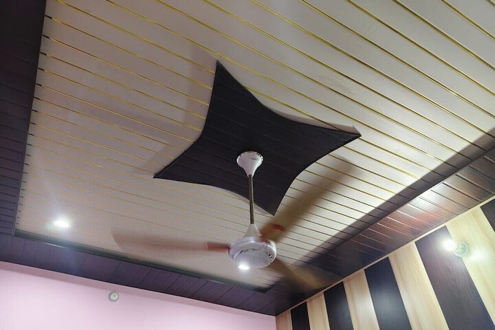 Room 4 of 25