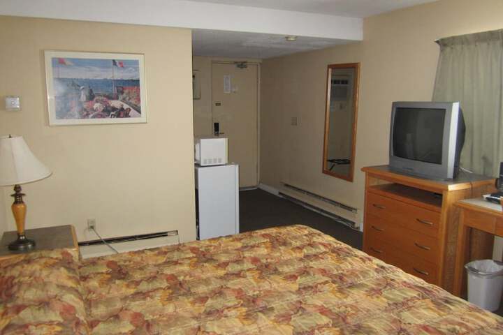 Room 15 of 27