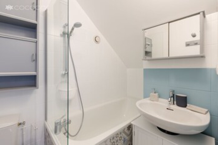 Room 2 of 14