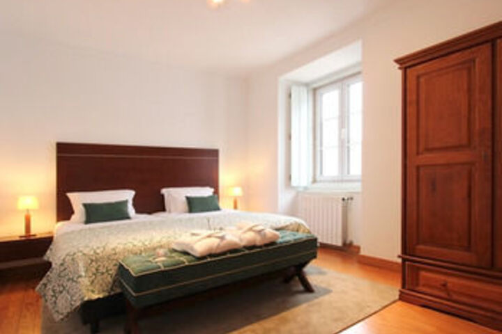 Room 25 of 73