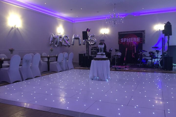 Ballroom/Hall 130 of 153