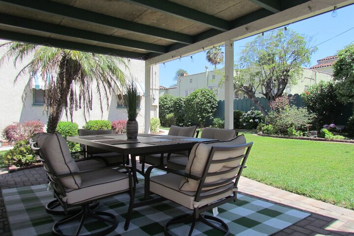 Terrace/Patio 13 of 17