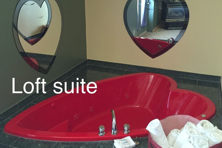 Hot Tub 40 of 75