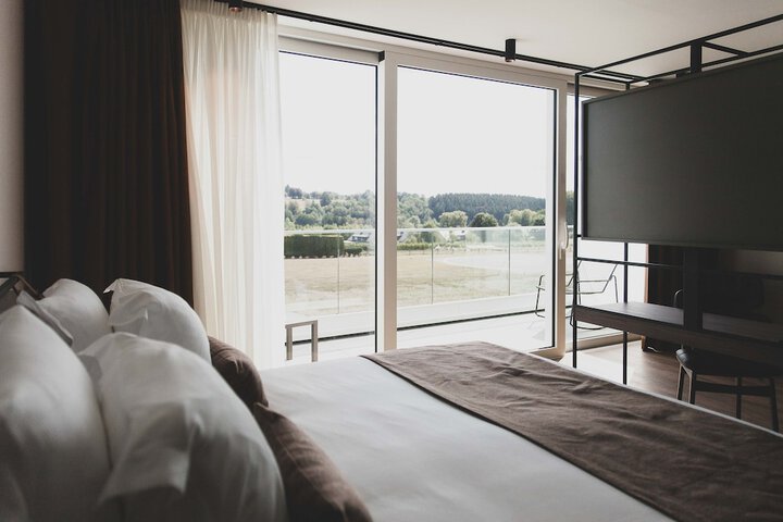Room 12 of 30