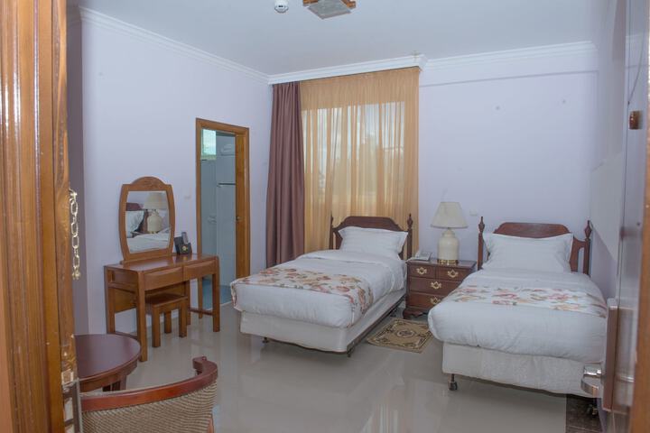 Room 13 of 67