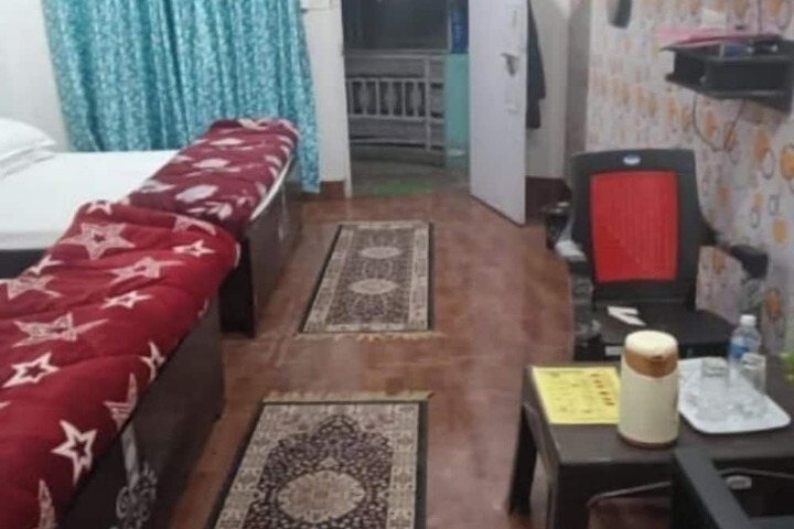 Room 3 of 11