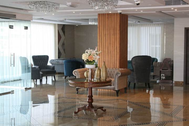 Hotel Interior 11 of 107