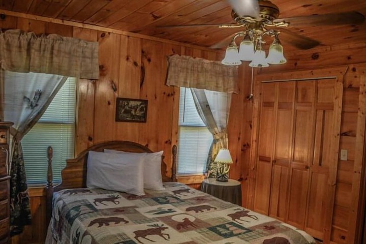 Room 3 of 16