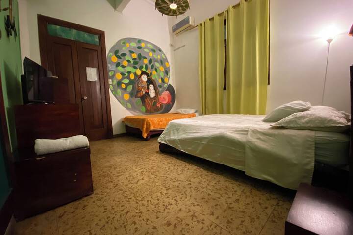 Room 29 of 71