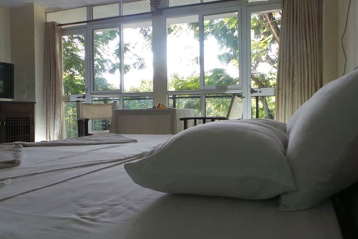 Room 6 of 21