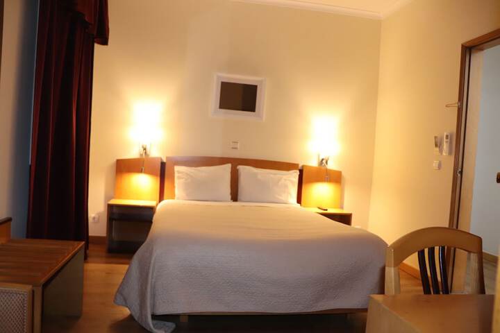 Room 34 of 113