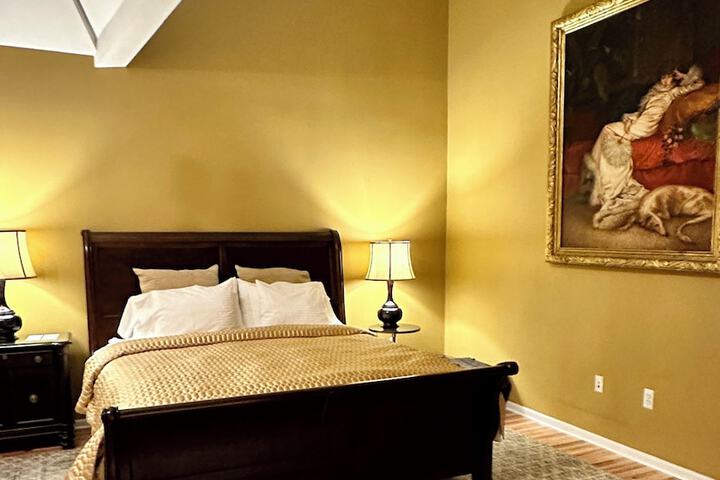 Room 46 of 90