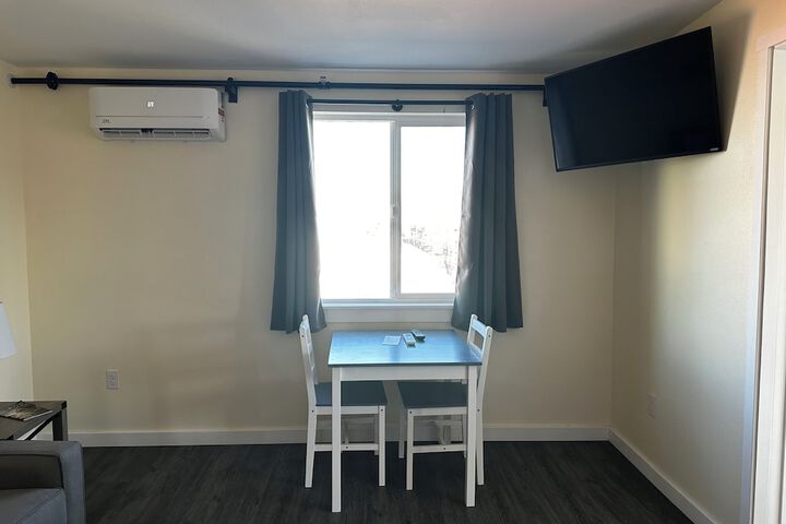 Room 41 of 80