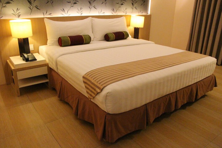 Room 7 of 97