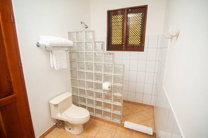 Room 29 of 48