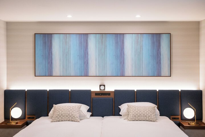 Room 15 of 60