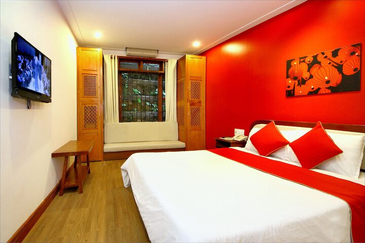 Room 10 of 119