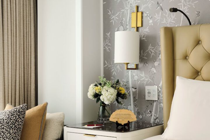 Room amenity