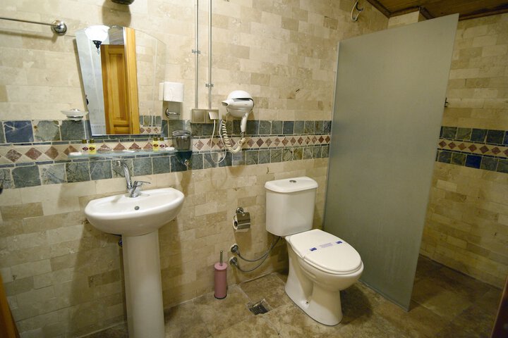 Room 40 of 51