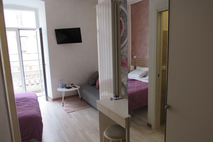 Room 14 of 37
