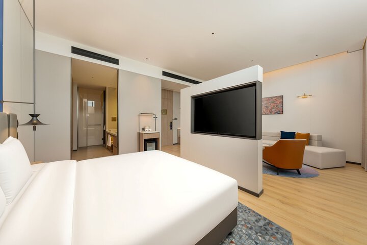 Room 7 of 46