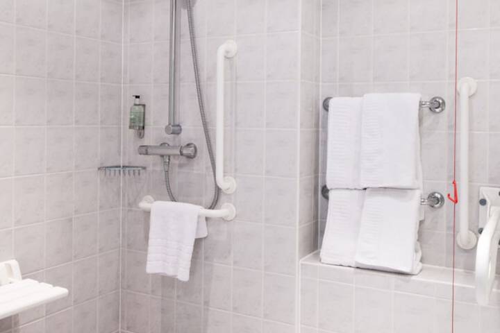 Clean Restrooms