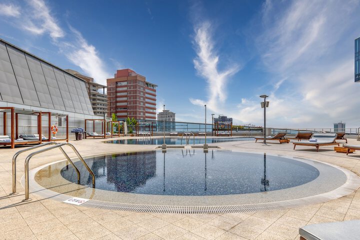 Pool 64 of 143