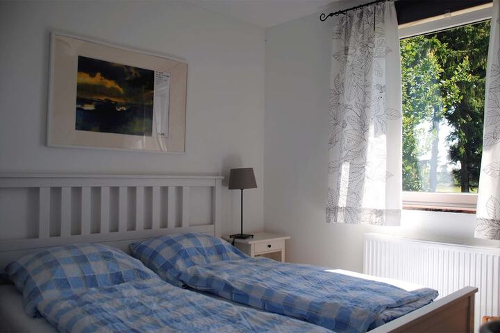 Room 3 of 34