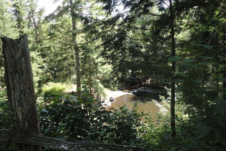 Property Grounds 32 of 57