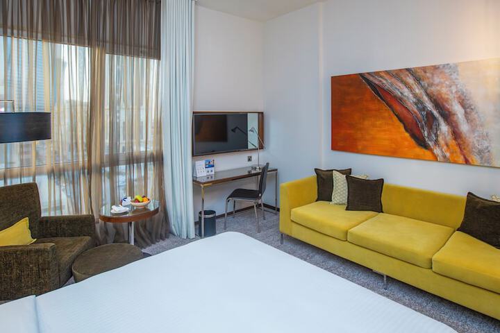 Room 20 of 114