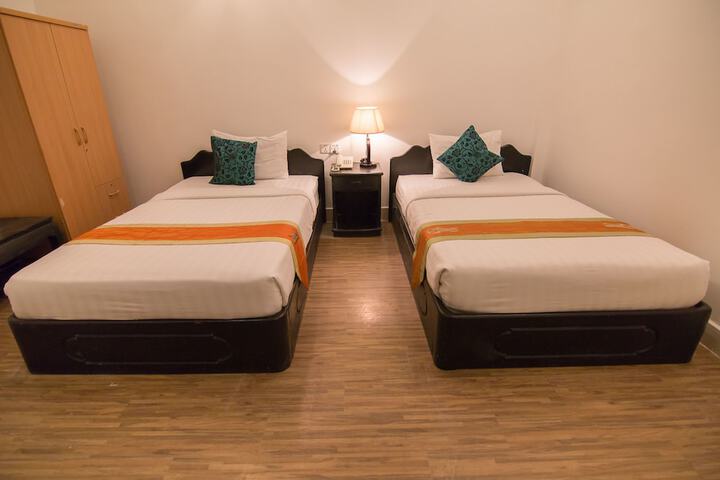 Room 20 of 38