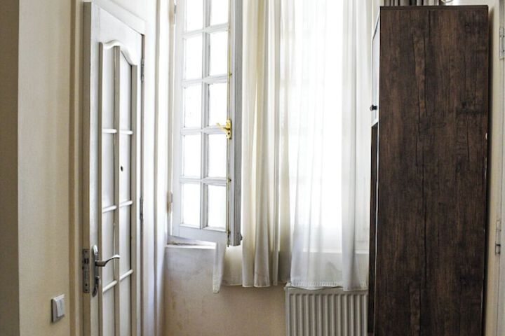 Room 28 of 56