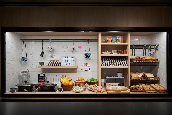 Breakfast/Coffee Service 30 of 40