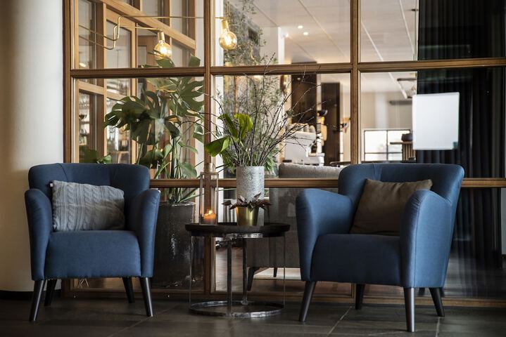 Guest Lobby